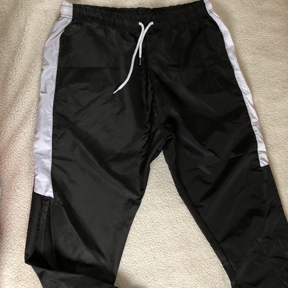 NOT FOR SALE RIGHT NOW!NWT PLT Black Contrast Panel Shell Pants. Sz 12 - Picture 7 of 8